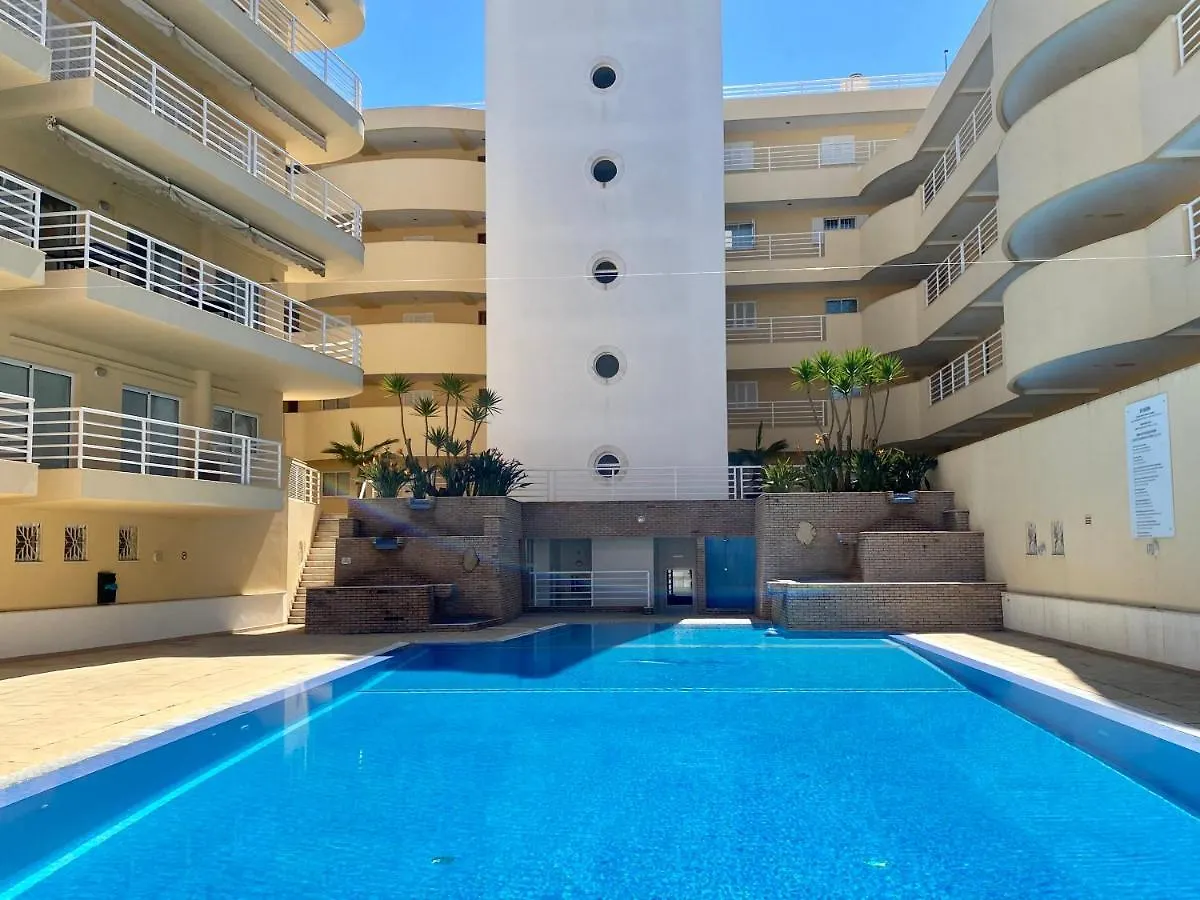 Vilamoura Central 2 Bedroom Flat 0*,  Portugal