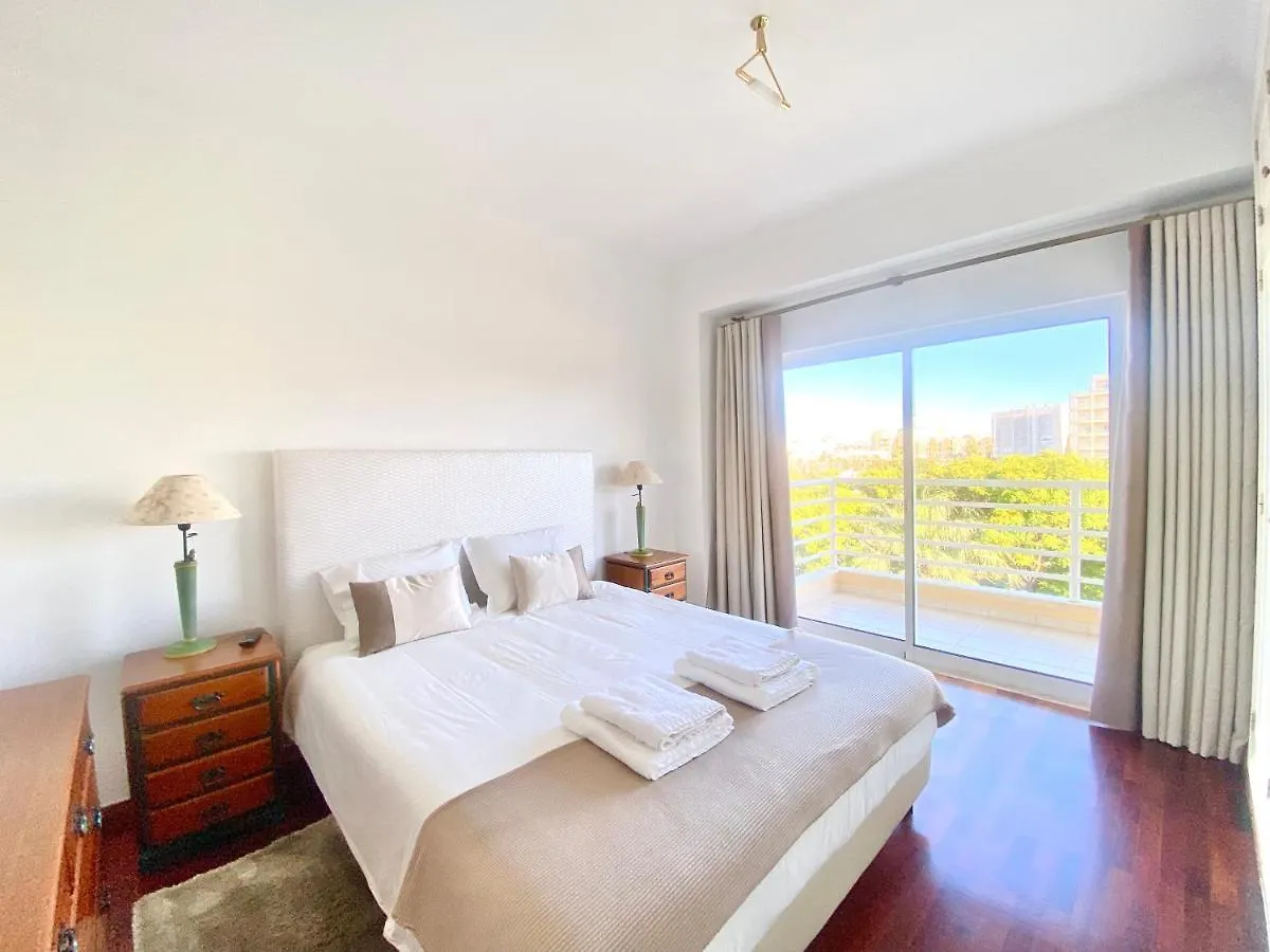 Vilamoura Central 2 Bedroom Flat location