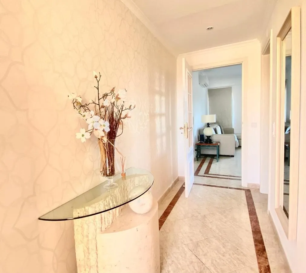 Vilamoura Central 2 Bedroom Flat 0*,  Portugal